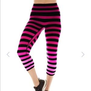 K-Deer Laura Pink Ombré Capri Leggings XS